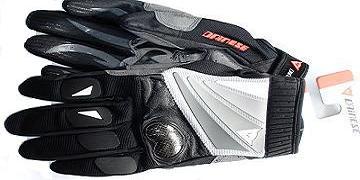Dainese gloves with carbon 